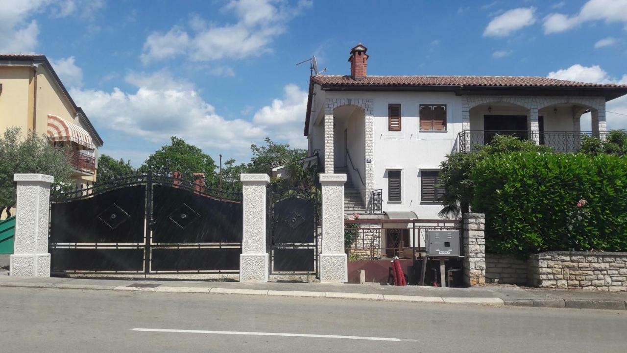 Apartment Radovan Poreč Exterior foto